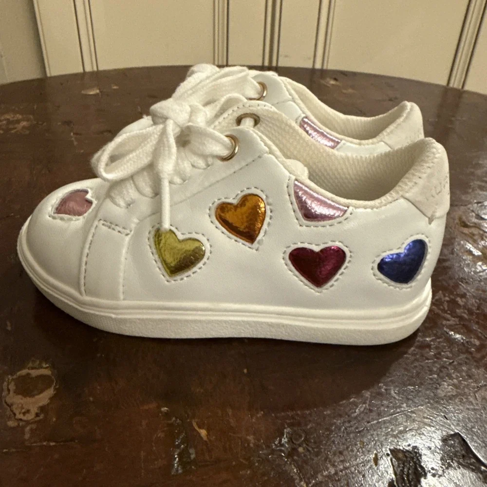 Kurt Geiger Mini Lane Love White Leather Hearts Girls School Shoes Sz 6